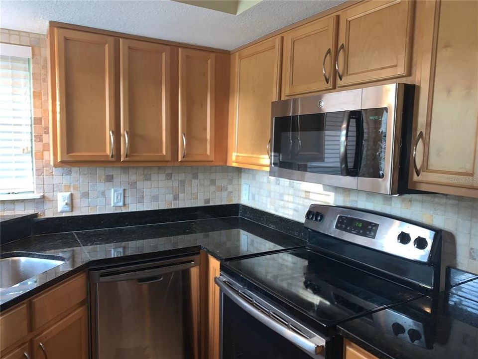 En Venta: $220,000 (2 camas, 1 baños, 890 Pies cuadrados)