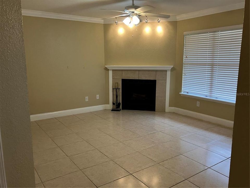 En Venta: $220,000 (2 camas, 1 baños, 890 Pies cuadrados)