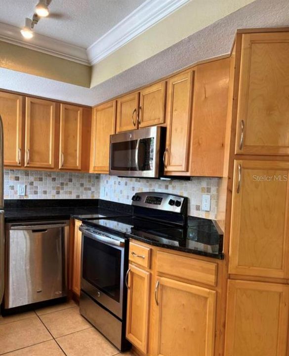 En Venta: $220,000 (2 camas, 1 baños, 890 Pies cuadrados)