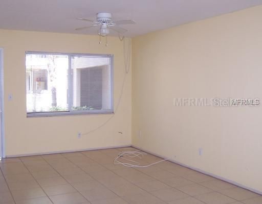В аренду: $1,600 (2 спален, 1 ванн, 819 Квадратных фут)