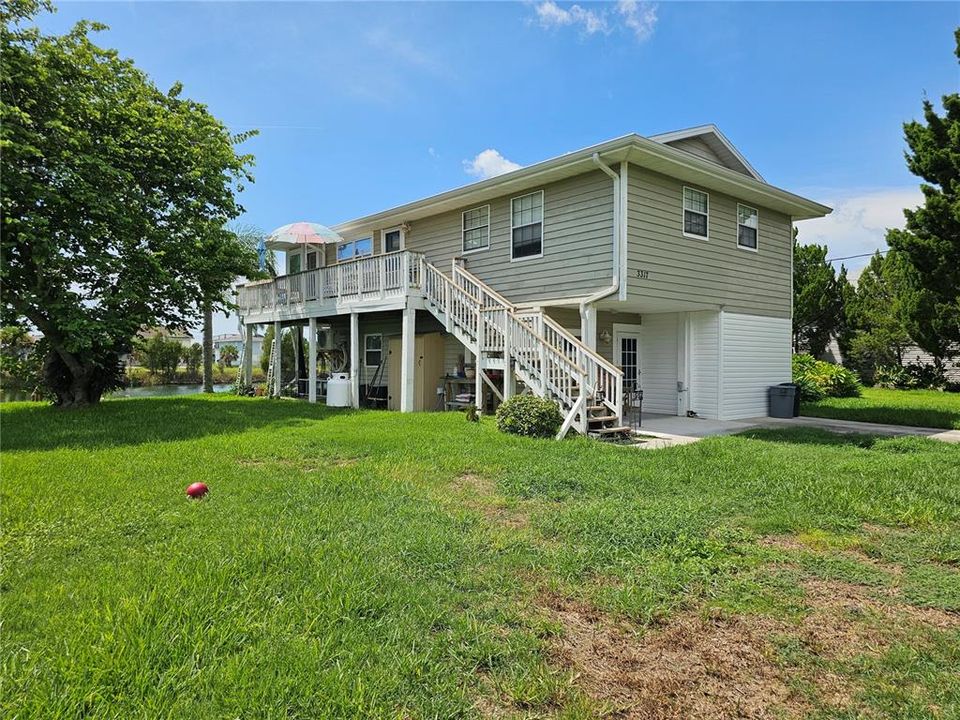 For Sale: $355,000 (2 beds, 2 baths, 1344 Square Feet)