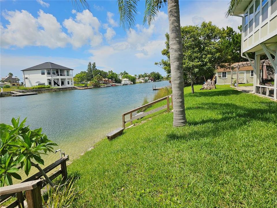 For Sale: $355,000 (2 beds, 2 baths, 1344 Square Feet)