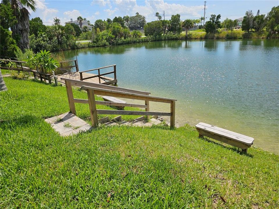 For Sale: $355,000 (2 beds, 2 baths, 1344 Square Feet)