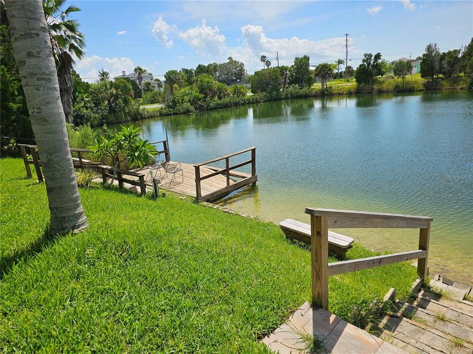For Sale: $355,000 (2 beds, 2 baths, 1344 Square Feet)