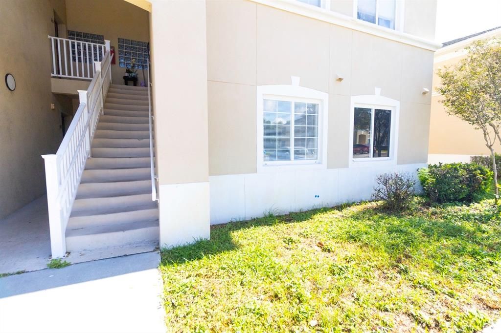 For Rent: $1,725 (3 beds, 2 baths, 1151 Square Feet)