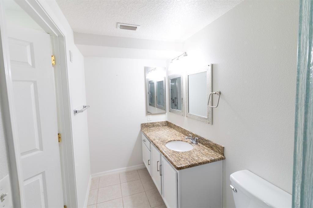 For Rent: $1,725 (3 beds, 2 baths, 1151 Square Feet)