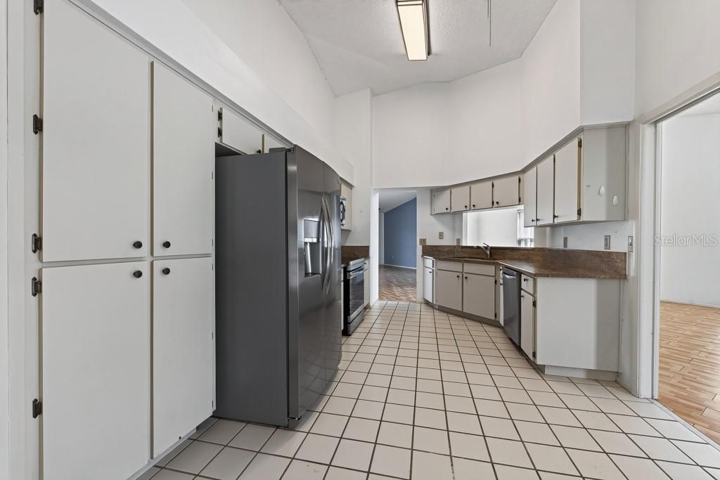 For Sale: $440,000 (4 beds, 2 baths, 2040 Square Feet)
