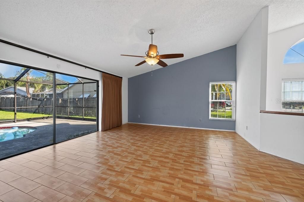 For Sale: $440,000 (4 beds, 2 baths, 2040 Square Feet)