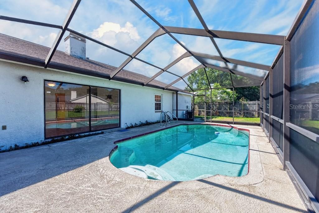 For Sale: $440,000 (4 beds, 2 baths, 2040 Square Feet)