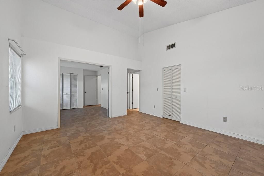 For Sale: $440,000 (4 beds, 2 baths, 2040 Square Feet)