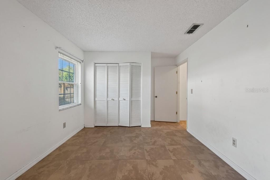 For Sale: $440,000 (4 beds, 2 baths, 2040 Square Feet)