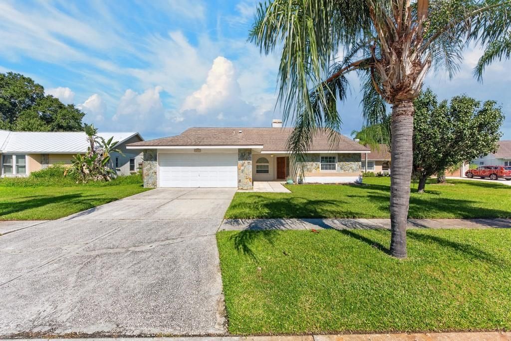 For Sale: $440,000 (4 beds, 2 baths, 2040 Square Feet)