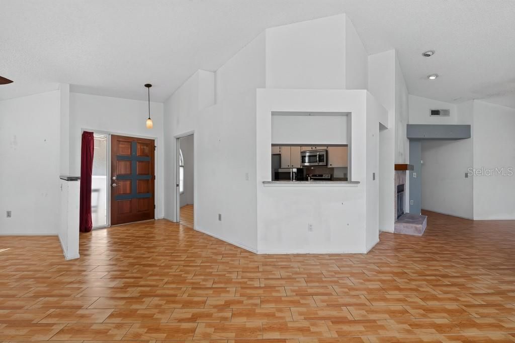 For Sale: $440,000 (4 beds, 2 baths, 2040 Square Feet)