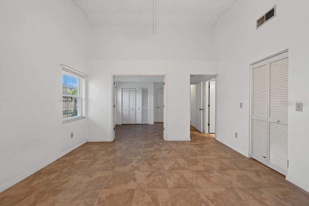 For Sale: $440,000 (4 beds, 2 baths, 2040 Square Feet)