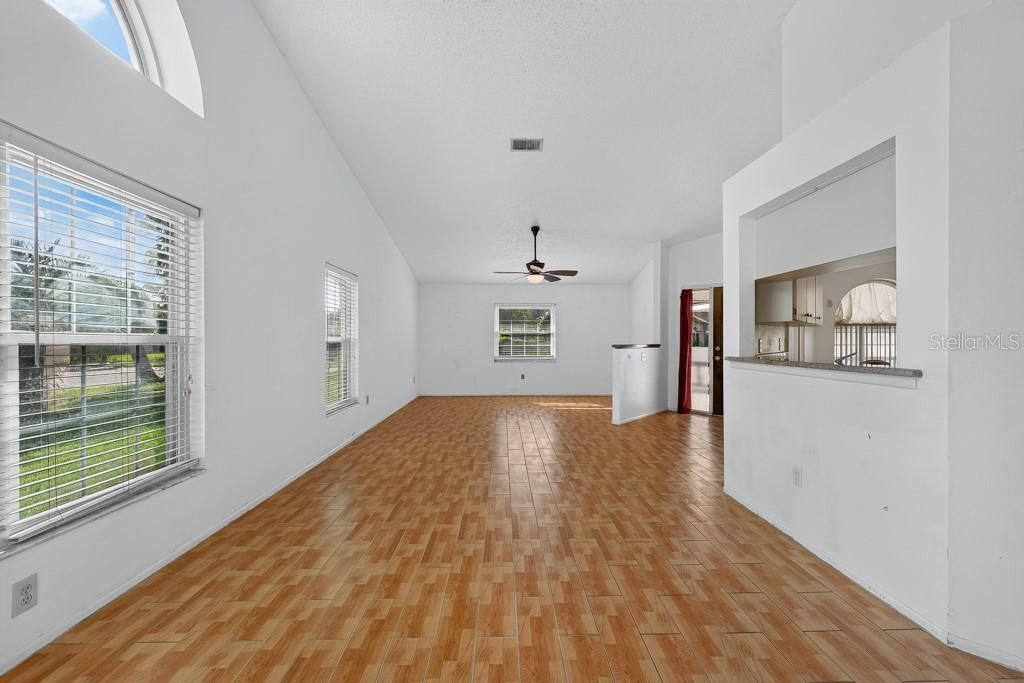 For Sale: $440,000 (4 beds, 2 baths, 2040 Square Feet)
