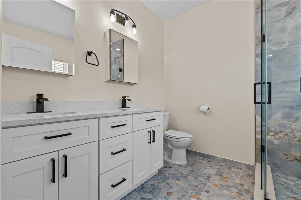 For Rent: $3,500 (3 beds, 2 baths, 2013 Square Feet)