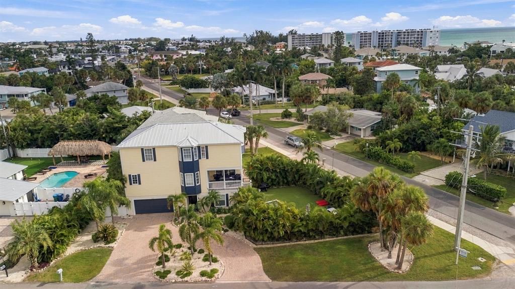 : $2,349,000 (4 camas, 3 baños, 2524 Pies cuadrados)