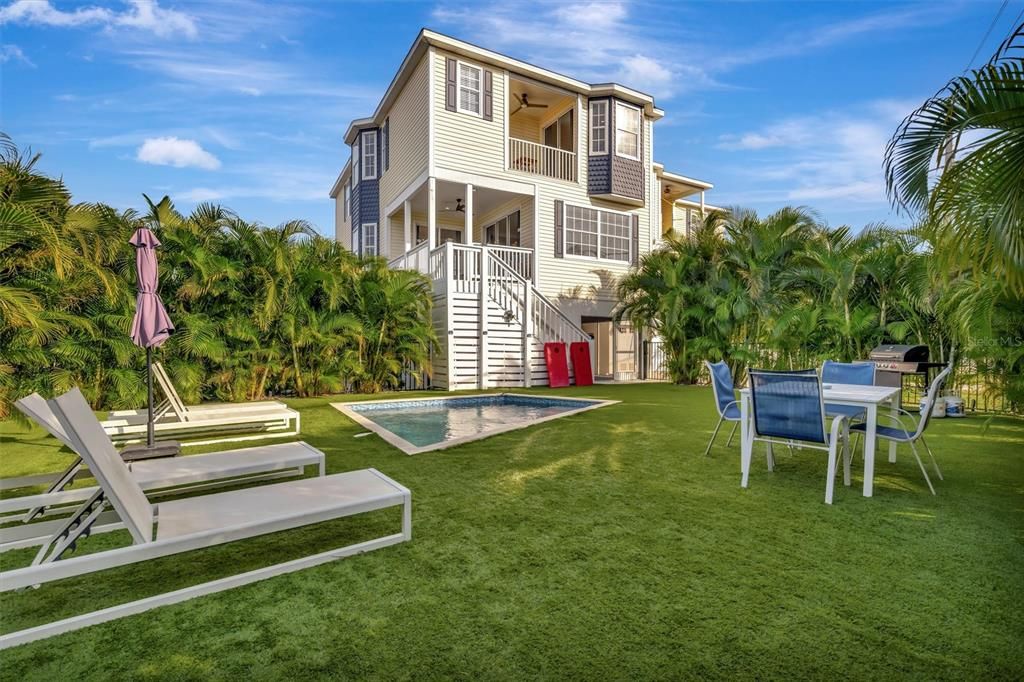: $2,349,000 (4 camas, 3 baños, 2524 Pies cuadrados)