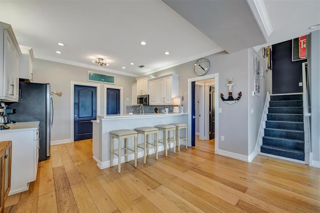 : $2,349,000 (4 camas, 3 baños, 2524 Pies cuadrados)