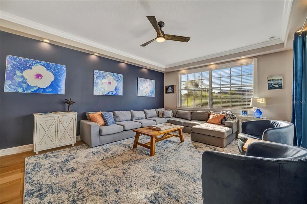 : $2,349,000 (4 camas, 3 baños, 2524 Pies cuadrados)