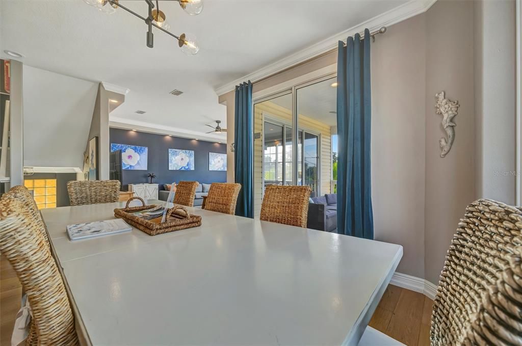 : $2,349,000 (4 camas, 3 baños, 2524 Pies cuadrados)