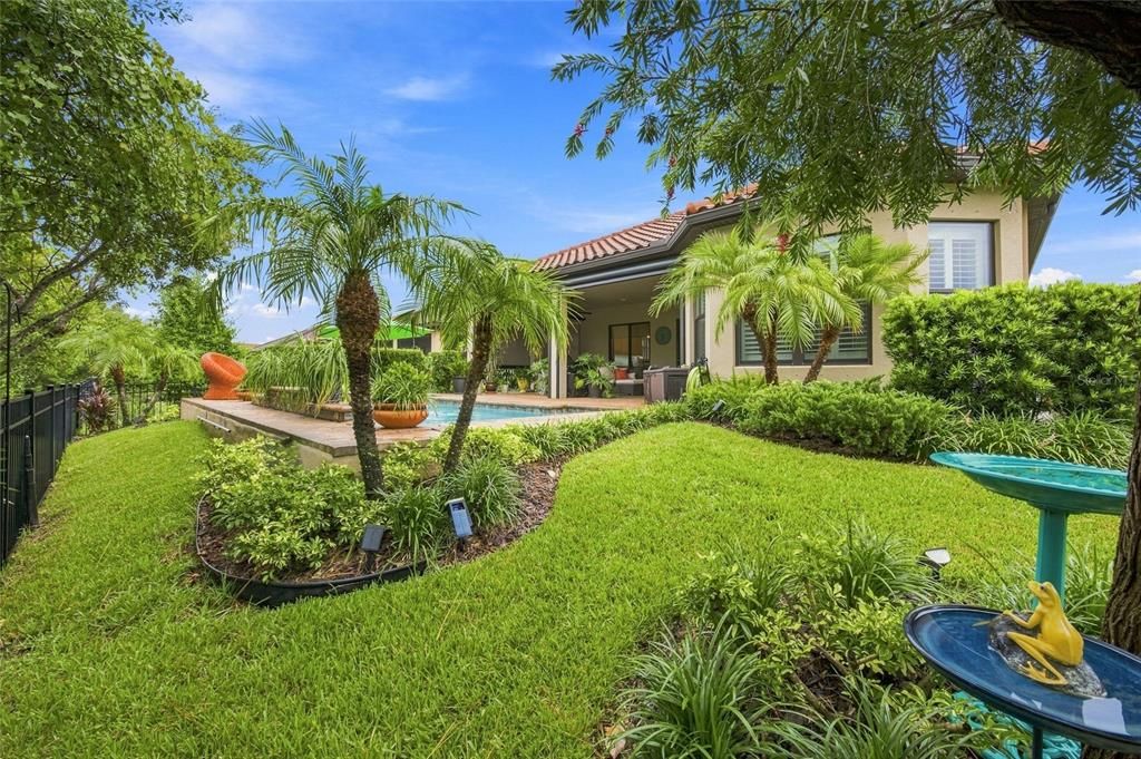 En Venta: $735,000 (3 camas, 3 baños, 2427 Pies cuadrados)