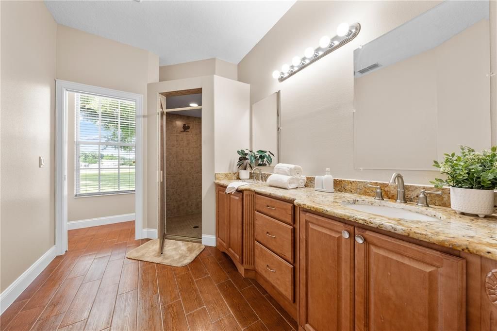 For Sale: $729,000 (3 beds, 2 baths, 1951 Square Feet)