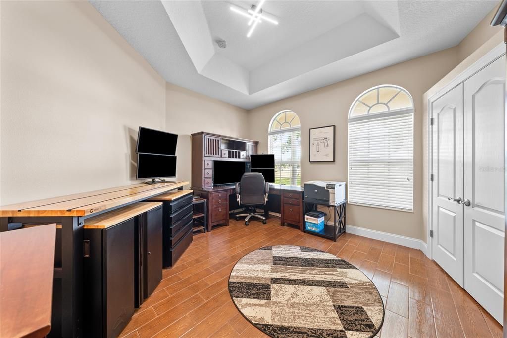 For Sale: $729,000 (3 beds, 2 baths, 1951 Square Feet)