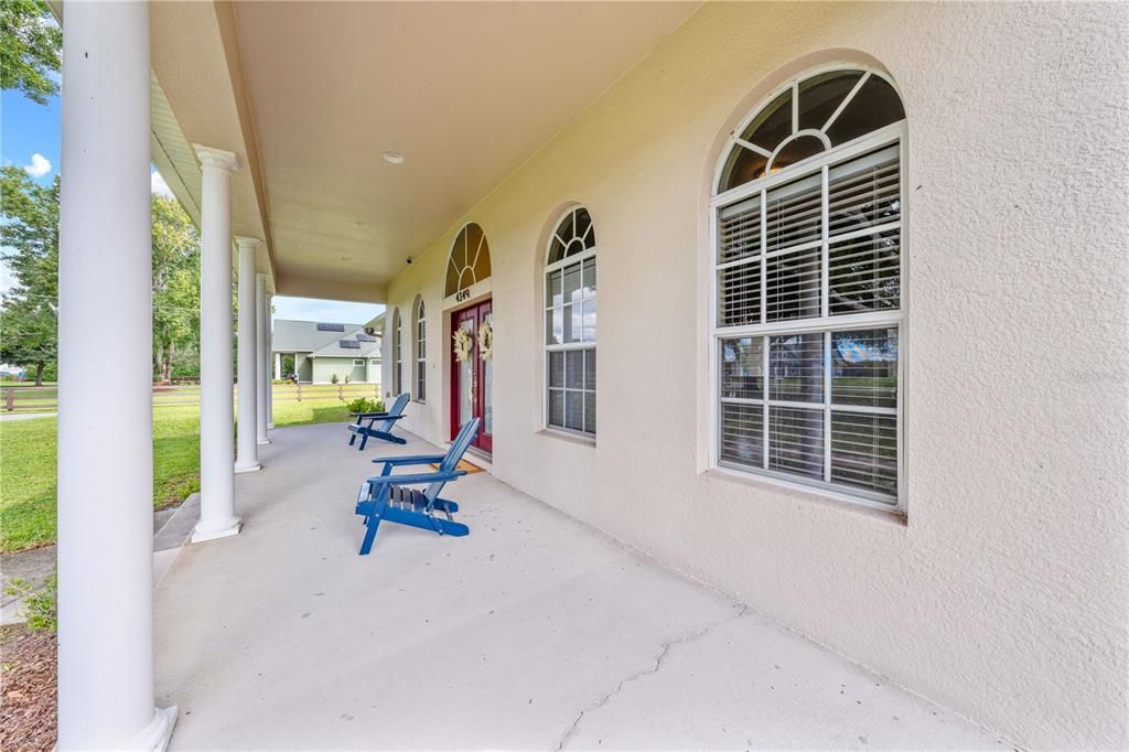 For Sale: $729,000 (3 beds, 2 baths, 1951 Square Feet)