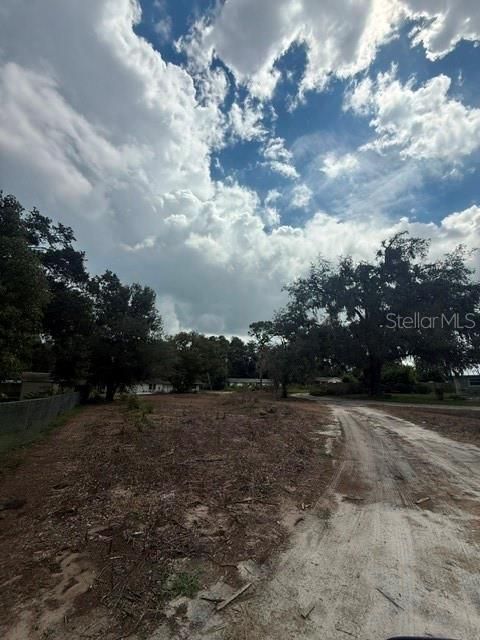 На продажу: $74,900 (0.45 acres)