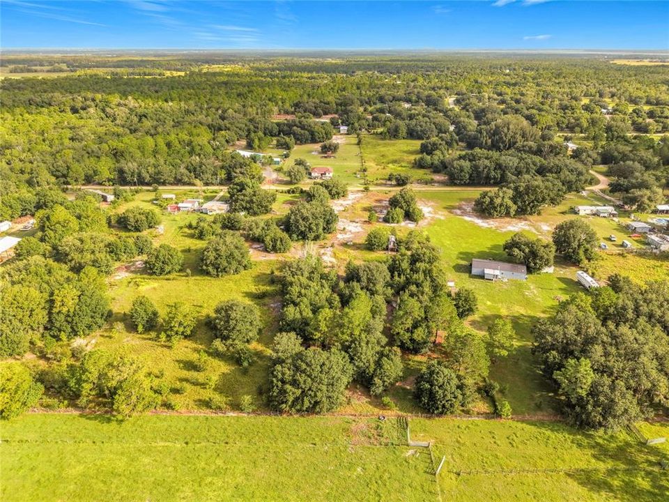 待售: $74,900 (2.85 acres)