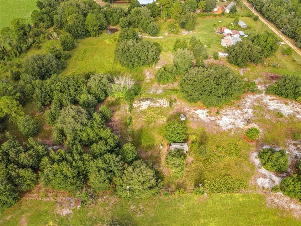 待售: $74,900 (2.85 acres)