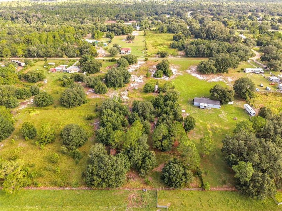 待售: $74,900 (2.85 acres)