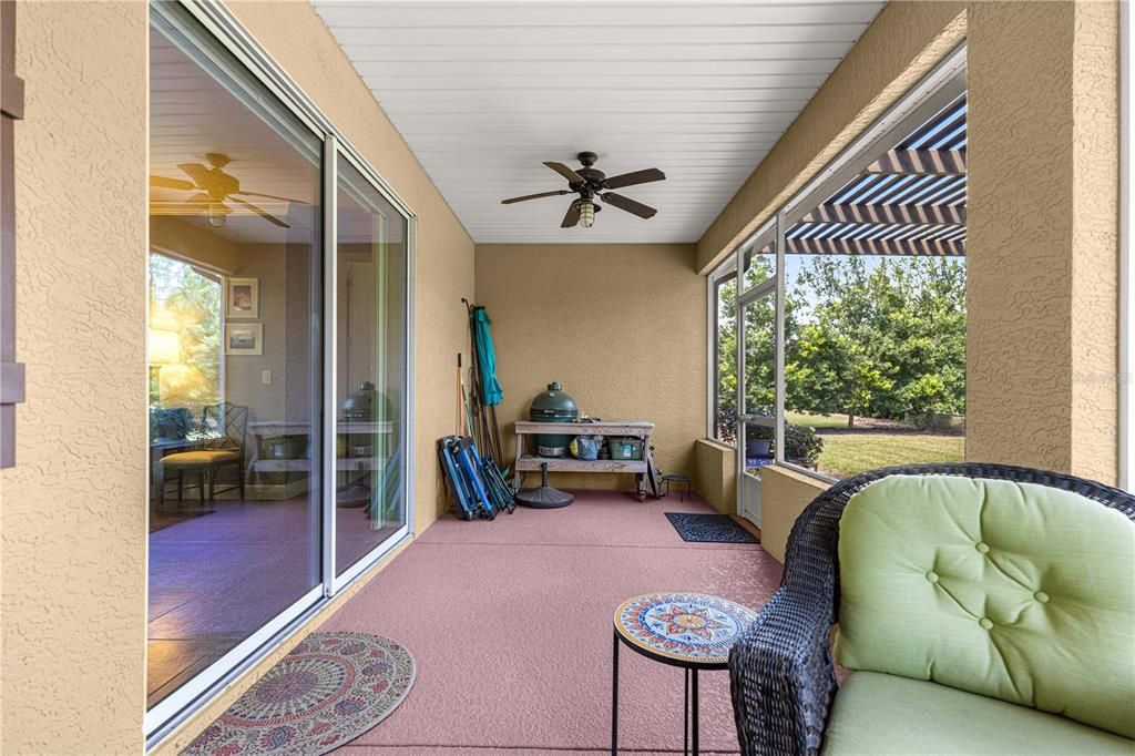 En Venta: $549,900 (3 camas, 3 baños, 2814 Pies cuadrados)