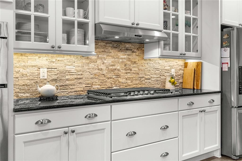 En Venta: $549,900 (3 camas, 3 baños, 2814 Pies cuadrados)