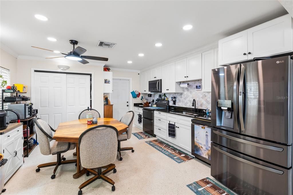For Sale: $485,000 (3 beds, 3 baths, 1680 Square Feet)