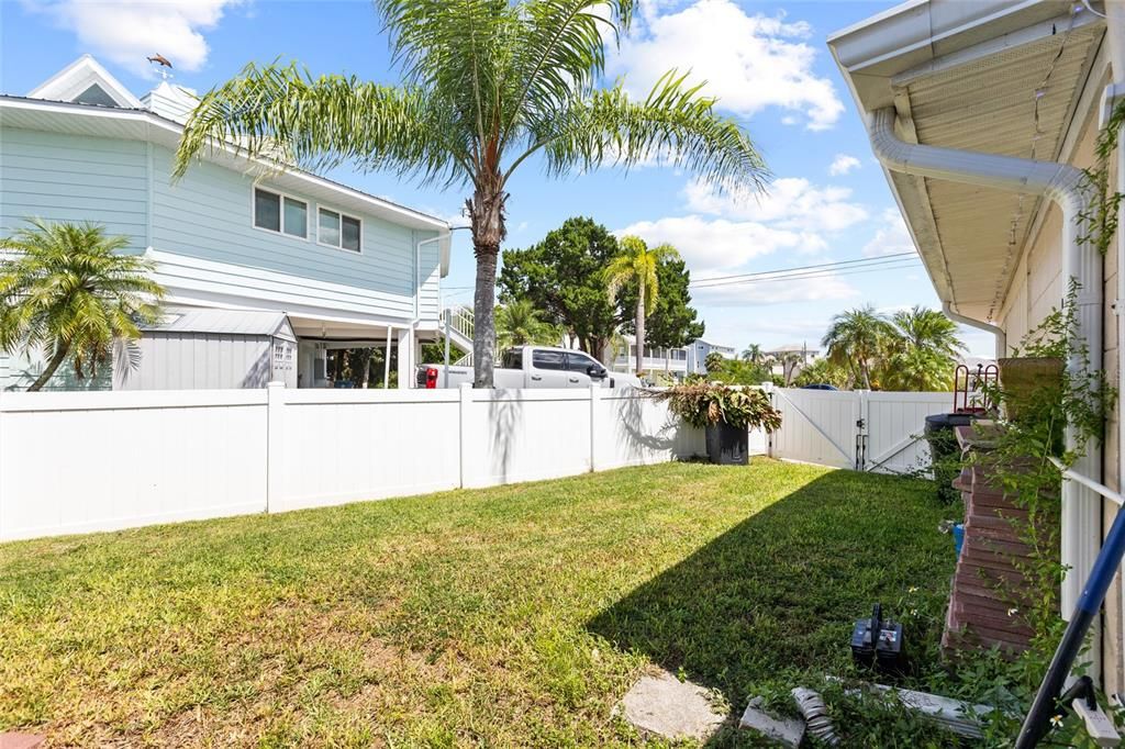 For Sale: $485,000 (3 beds, 3 baths, 1680 Square Feet)