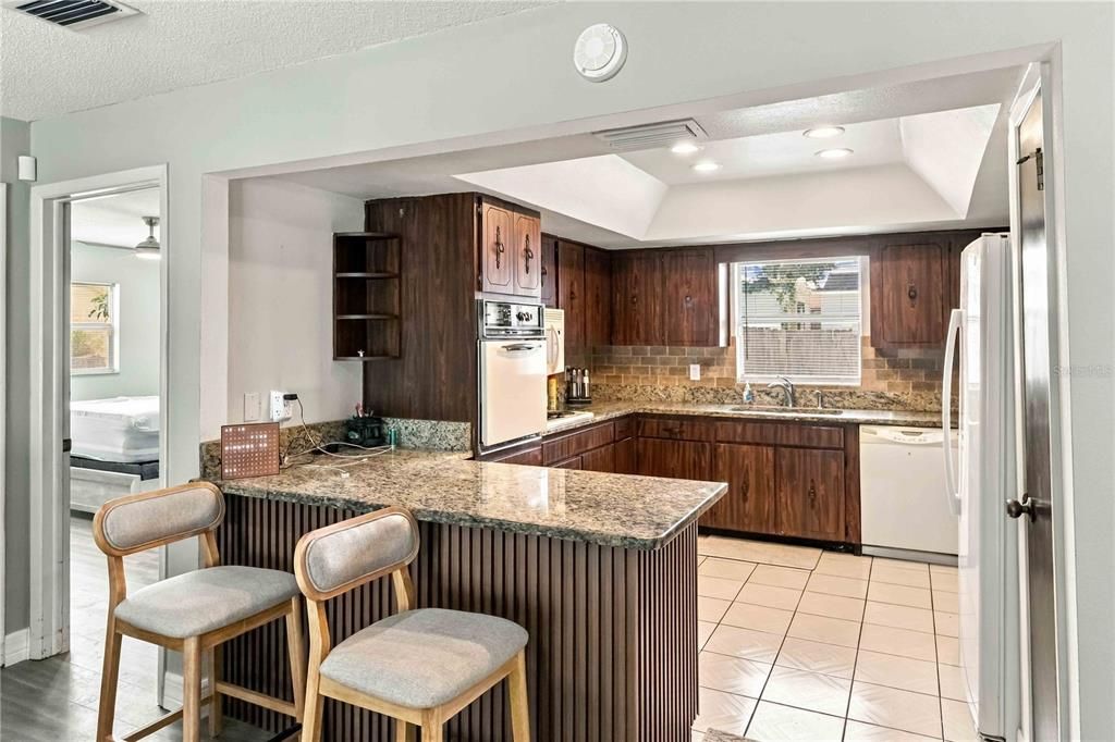 For Sale: $437,500 (3 beds, 3 baths, 1980 Square Feet)