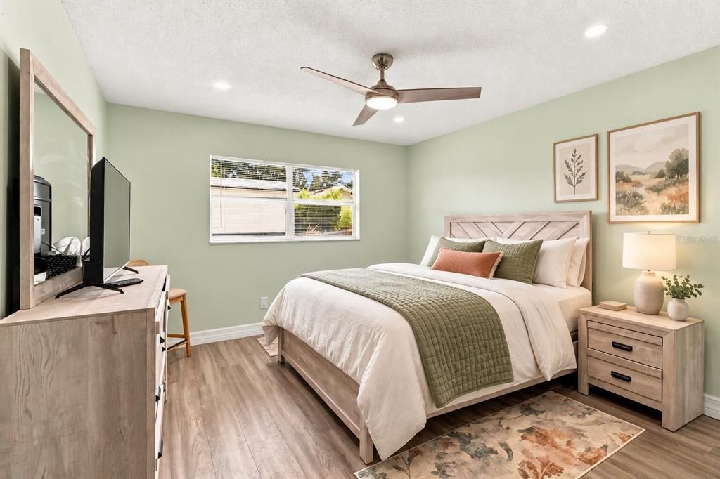 For Sale: $437,500 (3 beds, 3 baths, 1980 Square Feet)