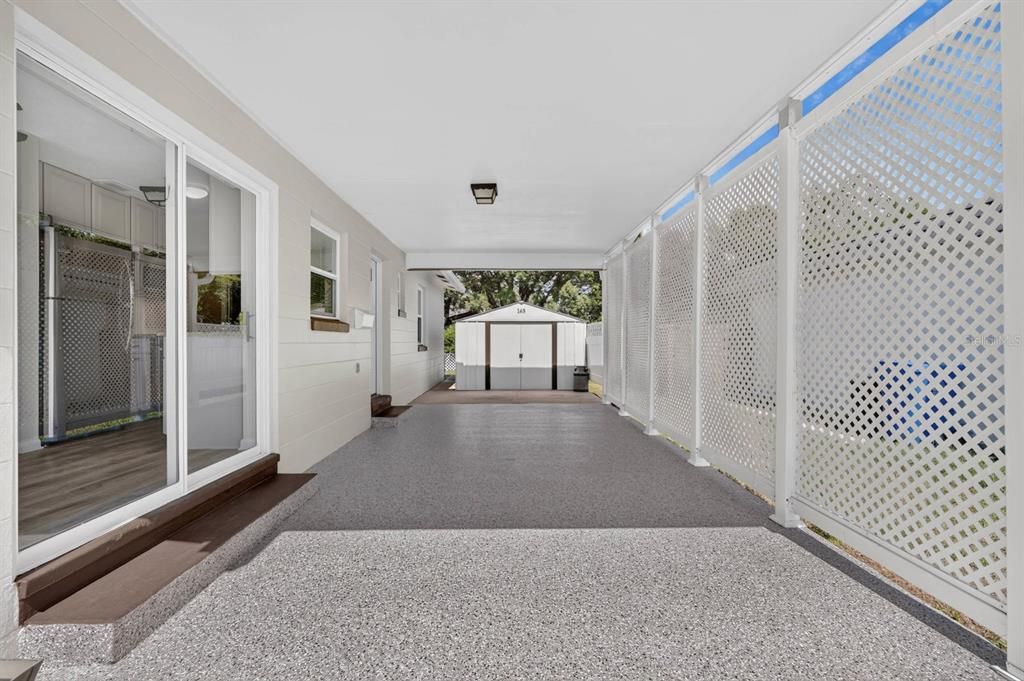 For Sale: $284,000 (2 beds, 1 baths, 880 Square Feet)