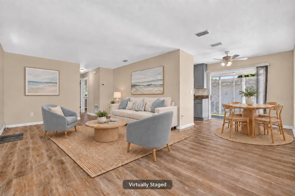 For Sale: $284,000 (2 beds, 1 baths, 880 Square Feet)