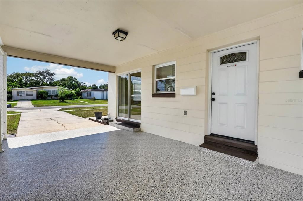 For Sale: $284,000 (2 beds, 1 baths, 880 Square Feet)