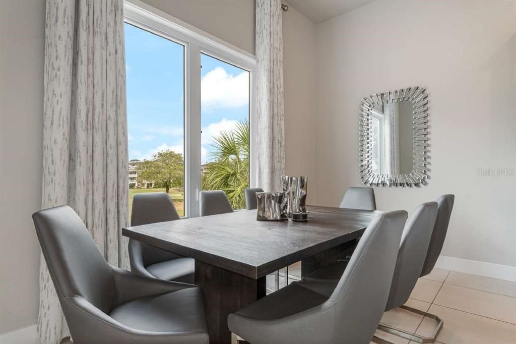 En Venta: $404,900 (5 camas, 4 baños, 2703 Pies cuadrados)