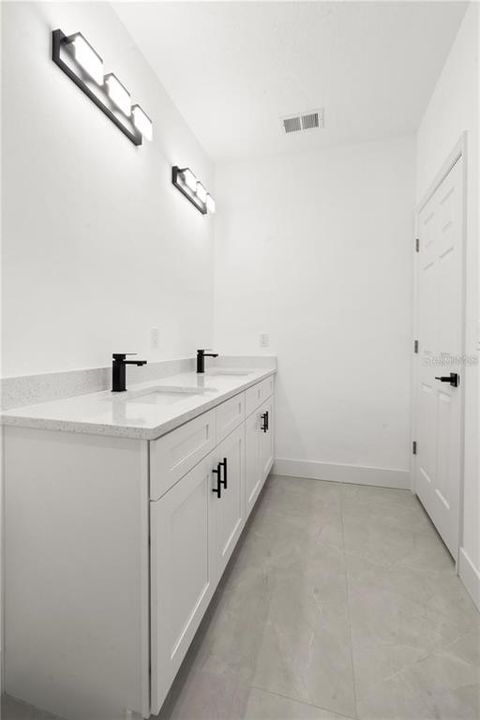 В аренду: $2,795 (3 спален, 2 ванн, 1413 Квадратных фут)