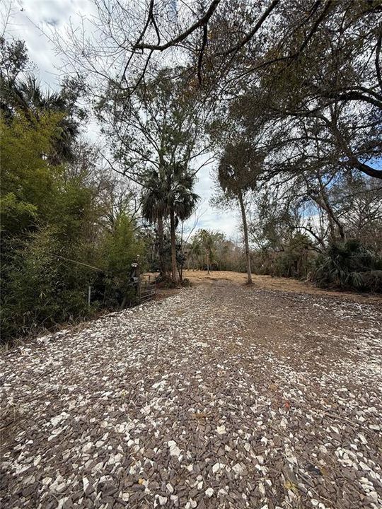 待售: $249,999 (3.03 acres)