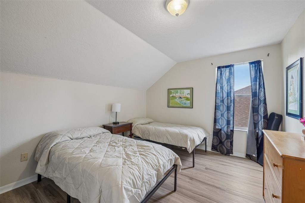 For Sale: $495,000 (4 beds, 2 baths, 2176 Square Feet)