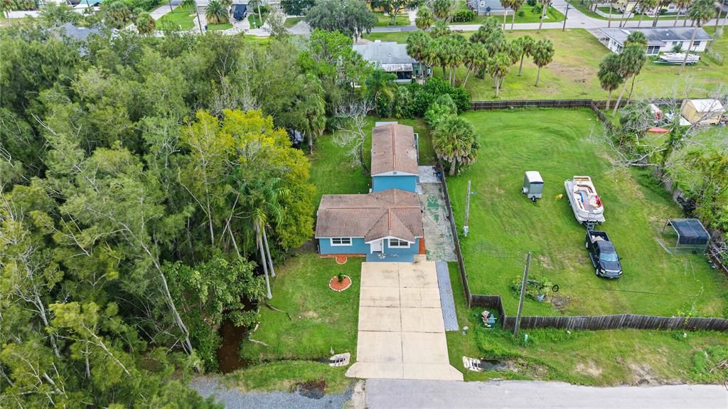 For Sale: $425,000 (5 beds, 0 baths, 1928 Square Feet)
