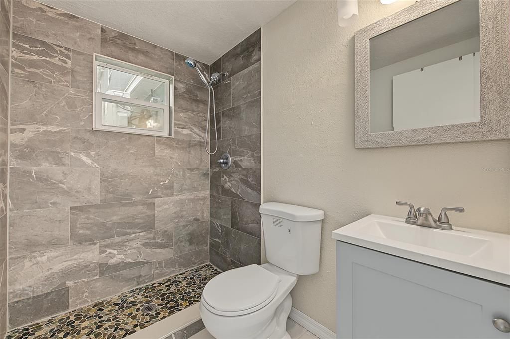 For Sale: $425,000 (5 beds, 0 baths, 1928 Square Feet)