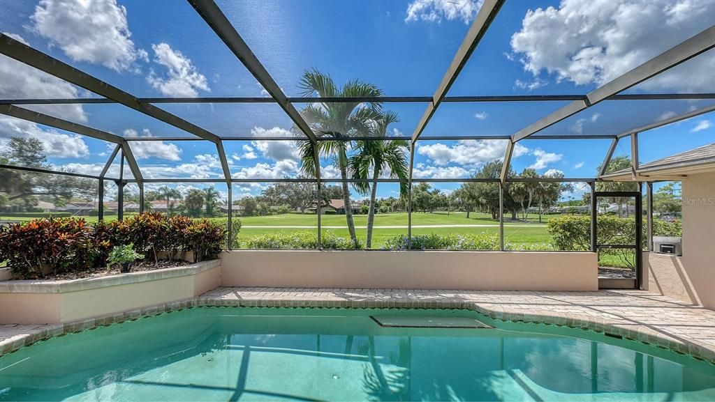 Active With Contract: $674,900 (3 beds, 3 baths, 2403 Square Feet)