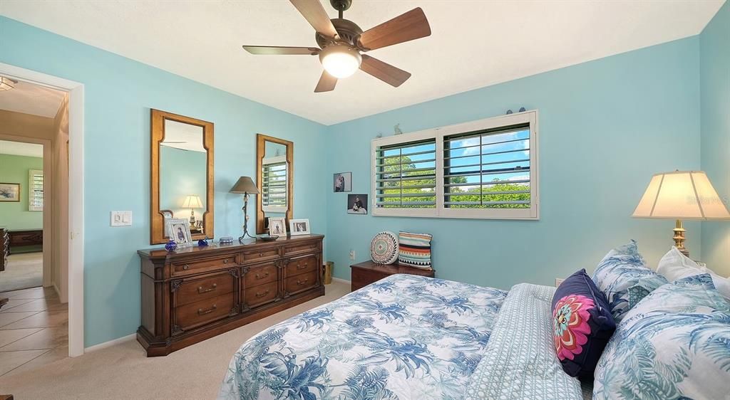 Active With Contract: $674,900 (3 beds, 3 baths, 2403 Square Feet)